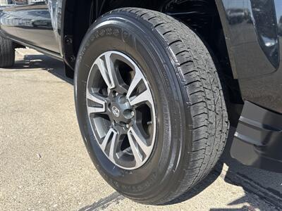 2019 Toyota Tacoma TRD Sport   - Photo 13 - South Sioux City, NE 68776