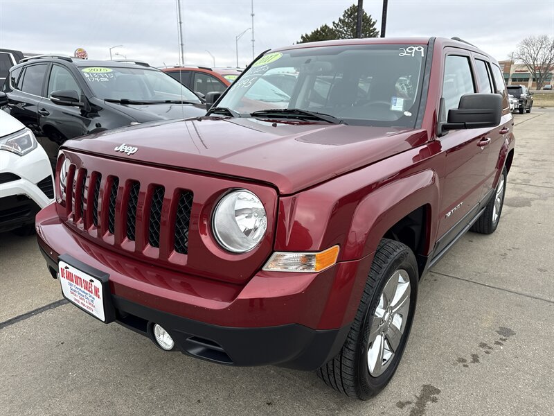 2017 Jeep Patriot High Altitude   - Photo 1 - South Sioux City, NE 68776