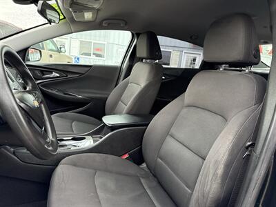 2017 Chevrolet Malibu LS   - Photo 14 - South Sioux City, NE 68776