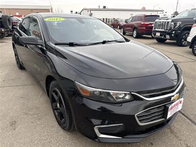 2017 Chevrolet Malibu LS   - Photo 11 - South Sioux City, NE 68776