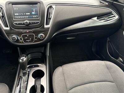 2017 Chevrolet Malibu LS   - Photo 22 - South Sioux City, NE 68776