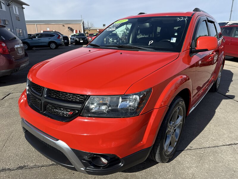 2017 Dodge Journey Crossroad Plus   - Photo 1 - South Sioux City, NE 68776