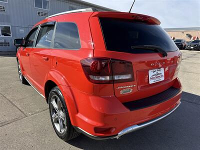 2017 Dodge Journey Crossroad Plus   - Photo 5 - South Sioux City, NE 68776