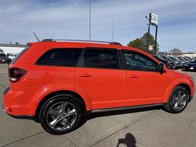 2017 Dodge Journey Crossroad Plus   - Photo 8 - South Sioux City, NE 68776