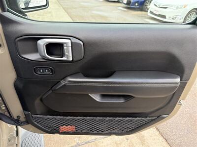 2020 Jeep Gladiator Overland   - Photo 20 - South Sioux City, NE 68776