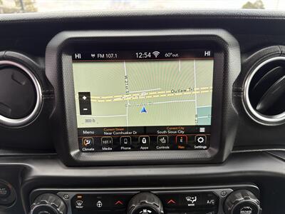 2020 Jeep Gladiator Overland   - Photo 24 - South Sioux City, NE 68776