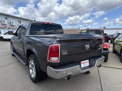 2017 RAM 1500 Laramie   - Photo 5 - South Sioux City, NE 68776