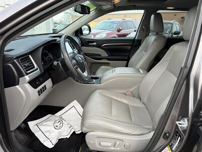 2016 Toyota Highlander Limited   - Photo 11 - South Sioux City, NE 68776