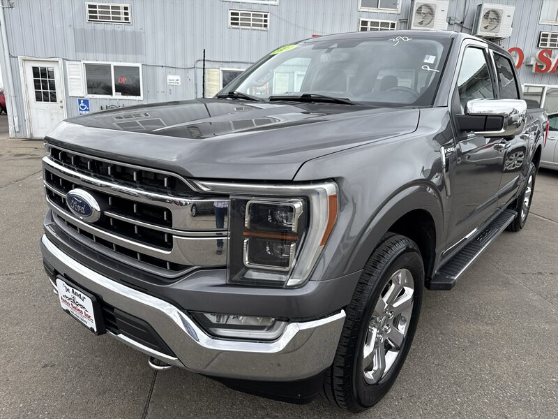 2021 Ford F-150 Lariat   - Photo 1 - South Sioux City, NE 68776