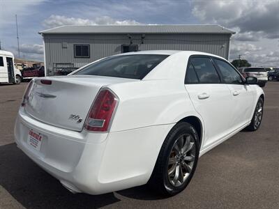 2014 Chrysler 300 Series S   - Photo 7 - South Sioux City, NE 68776