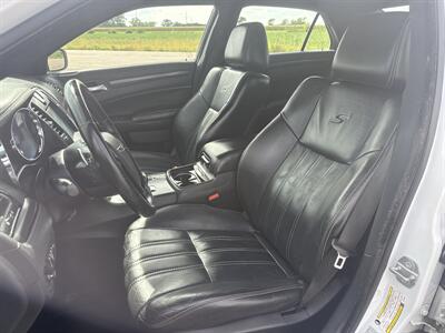 2014 Chrysler 300 Series S   - Photo 16 - South Sioux City, NE 68776