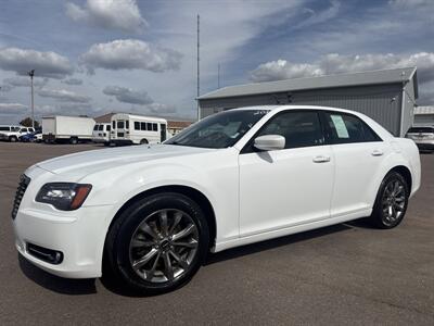 2014 Chrysler 300 Series S   - Photo 2 - South Sioux City, NE 68776