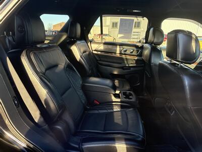 2016 Ford Explorer Platinum   - Photo 23 - South Sioux City, NE 68776