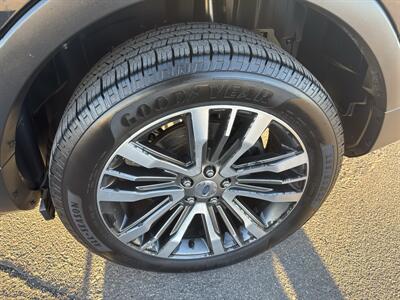 2016 Ford Explorer Platinum   - Photo 14 - South Sioux City, NE 68776