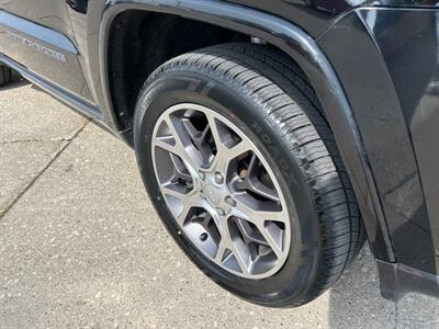 2018 Jeep Grand Cherokee Sterling Edition   - Photo 9 - South Sioux City, NE 68776