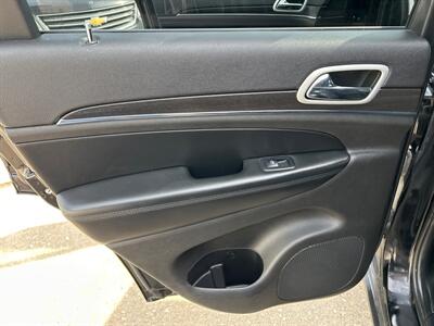 2018 Jeep Grand Cherokee Sterling Edition   - Photo 14 - South Sioux City, NE 68776