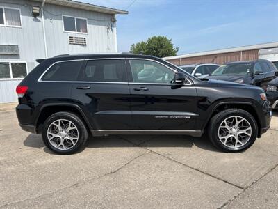 2018 Jeep Grand Cherokee Sterling Edition   - Photo 6 - South Sioux City, NE 68776
