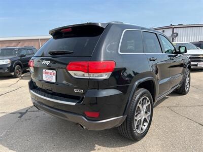 2018 Jeep Grand Cherokee Sterling Edition   - Photo 5 - South Sioux City, NE 68776
