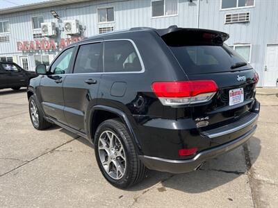 2018 Jeep Grand Cherokee Sterling Edition   - Photo 3 - South Sioux City, NE 68776