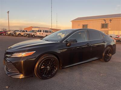 2018 Toyota Camry XLE   - Photo 2 - South Sioux City, NE 68776
