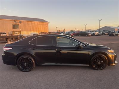 2018 Toyota Camry XLE   - Photo 9 - South Sioux City, NE 68776