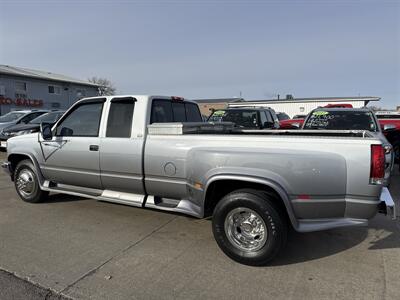 1995 Chevrolet C3500 Cheyenne   - Photo 4 - South Sioux City, NE 68776
