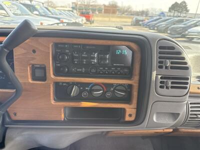 1995 Chevrolet C3500 Cheyenne   - Photo 27 - South Sioux City, NE 68776