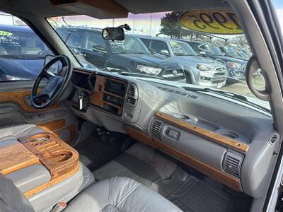 1995 Chevrolet C3500 Cheyenne   - Photo 24 - South Sioux City, NE 68776