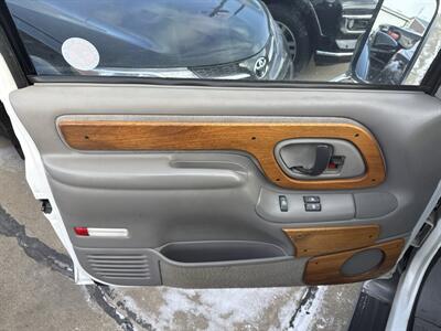 1995 Chevrolet C3500 Cheyenne   - Photo 19 - South Sioux City, NE 68776
