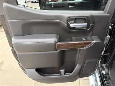 2021 GMC Sierra 1500 SLT   - Photo 16 - South Sioux City, NE 68776