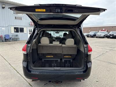 2014 Toyota Sienna XLE 7-Passenger   - Photo 18 - South Sioux City, NE 68776