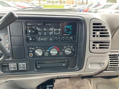 1999 Chevrolet Suburban K1500 LS   - Photo 20 - South Sioux City, NE 68776