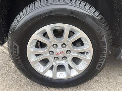 2020 GMC Yukon SLT   - Photo 15 - South Sioux City, NE 68776