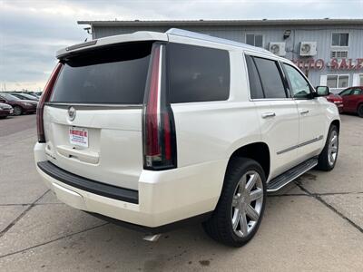 2015 Cadillac Escalade Luxury   - Photo 5 - South Sioux City, NE 68776