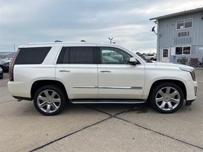 2015 Cadillac Escalade Luxury   - Photo 6 - South Sioux City, NE 68776