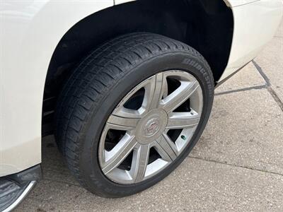 2015 Cadillac Escalade Luxury   - Photo 10 - South Sioux City, NE 68776