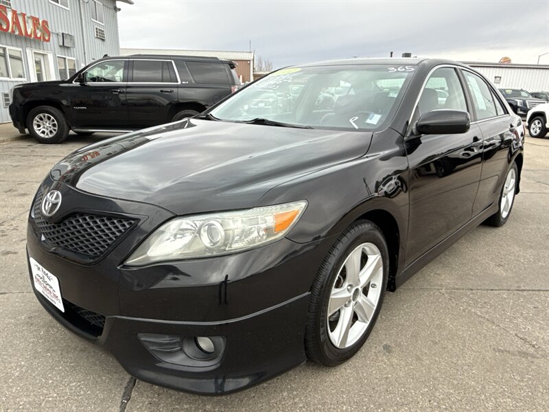 2011 Toyota Camry   - Photo 1 - South Sioux City, NE 68776