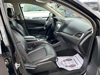 2019 Dodge Journey Crossroad   - Photo 17 - South Sioux City, NE 68776