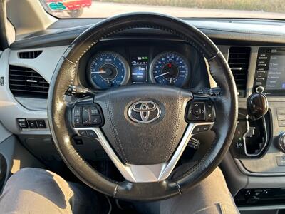 2020 Toyota Sienna XLE 7-Passenger   - Photo 20 - South Sioux City, NE 68776