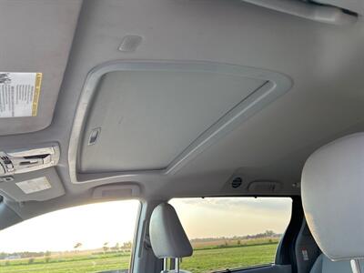 2020 Toyota Sienna XLE 7-Passenger   - Photo 12 - South Sioux City, NE 68776