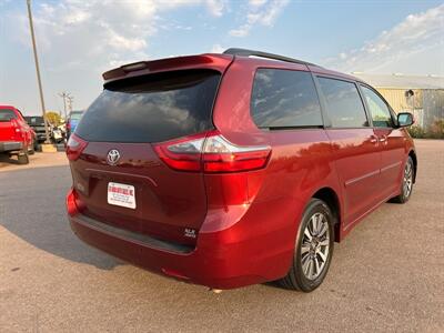 2020 Toyota Sienna XLE 7-Passenger   - Photo 5 - South Sioux City, NE 68776