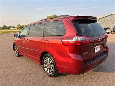 2020 Toyota Sienna XLE 7-Passenger   - Photo 3 - South Sioux City, NE 68776