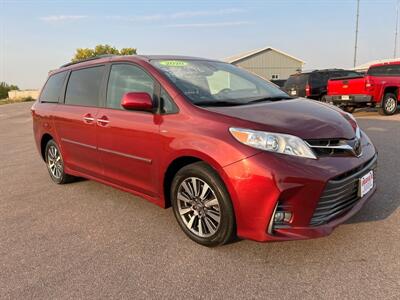 2020 Toyota Sienna XLE 7-Passenger   - Photo 7 - South Sioux City, NE 68776