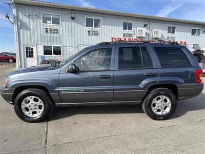 2000 Jeep Grand Cherokee Laredo   - Photo 3 - South Sioux City, NE 68776