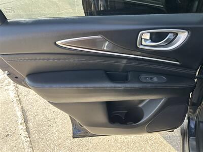 2017 INFINITI QX60   - Photo 14 - South Sioux City, NE 68776