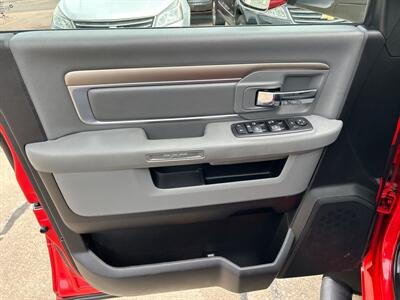 2018 RAM 3500 SLT   - Photo 12 - South Sioux City, NE 68776