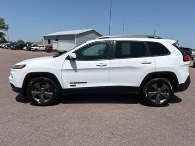 2016 Jeep Cherokee Latitude   - Photo 2 - South Sioux City, NE 68776