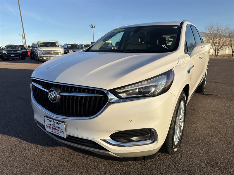 2019 Buick Enclave Premium   - Photo 1 - South Sioux City, NE 68776