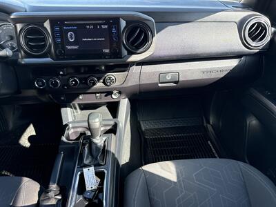 2017 Toyota Tacoma TRD Sport   - Photo 22 - South Sioux City, NE 68776