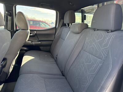 2017 Toyota Tacoma TRD Sport   - Photo 16 - South Sioux City, NE 68776